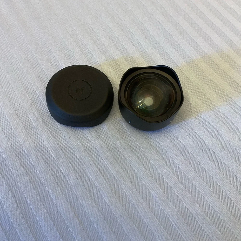 MM 18 . Moment Black Camera Lens Cap Set
